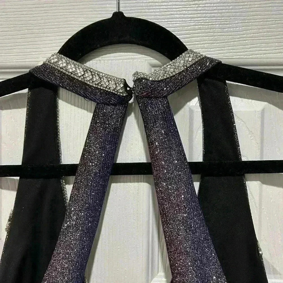 Juniors‎ Size 11 Blondie Nites Iridescent Formal Gown - Picture 6 of 7